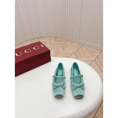 Gucci Flat Shoes